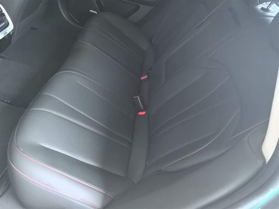XPENG P7 XPENG P7