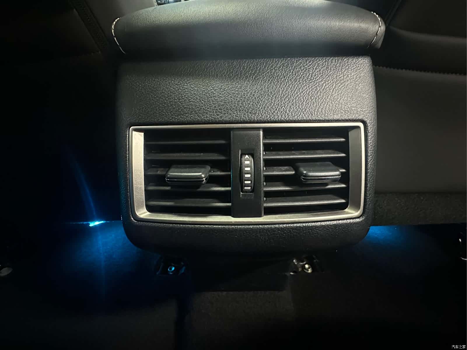 Lexus NX, 2019 13