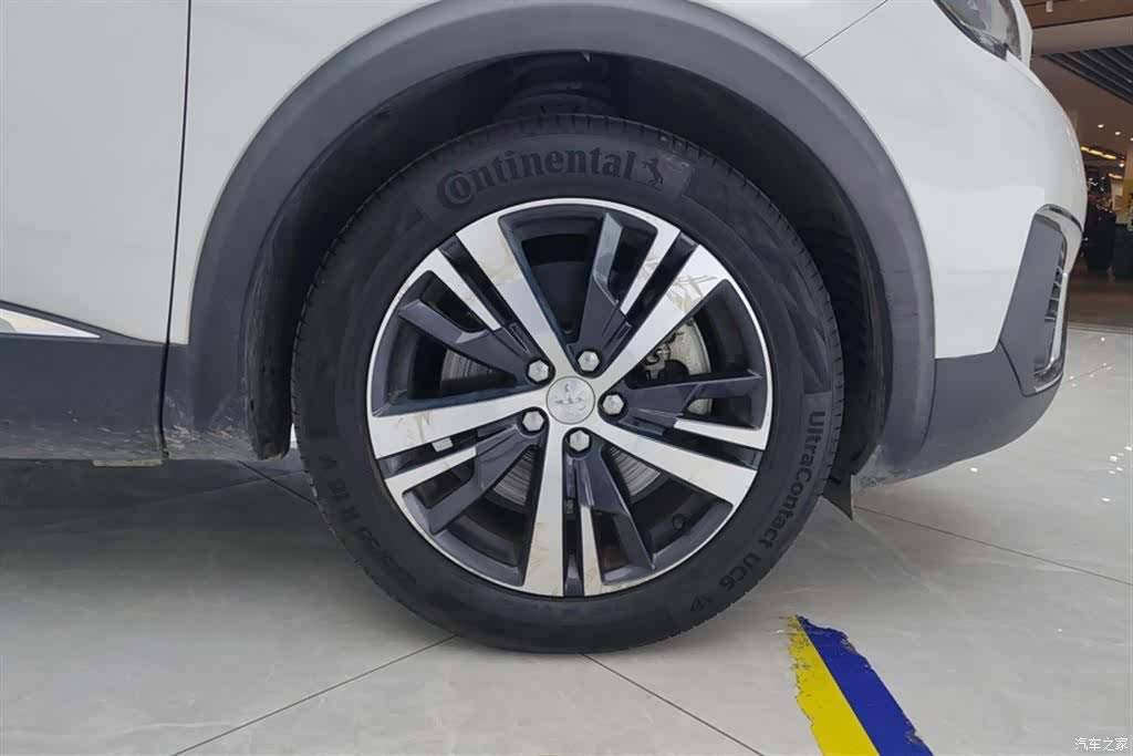 Peugeot 5008, 2017 6