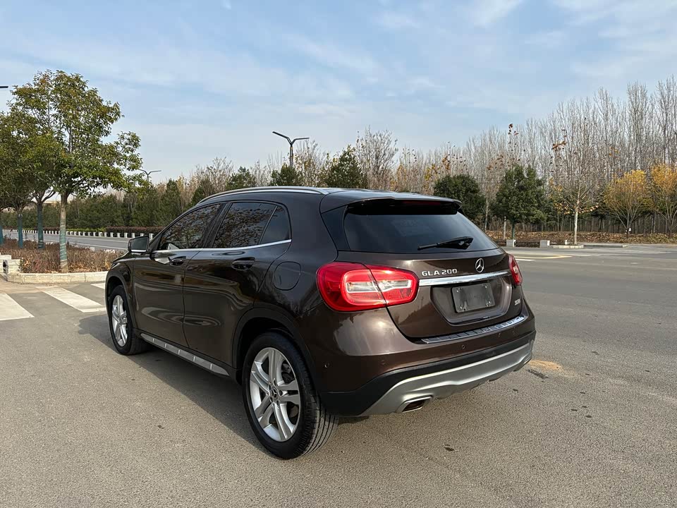 Mercedes-Benz GLA