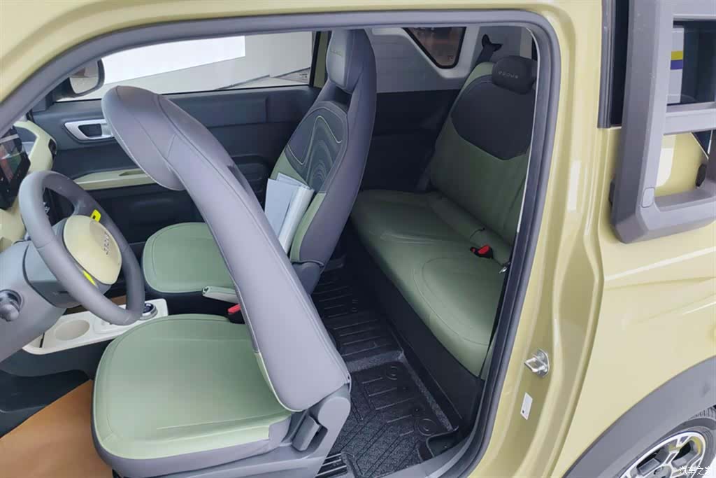 Geely Panda, 2024 11