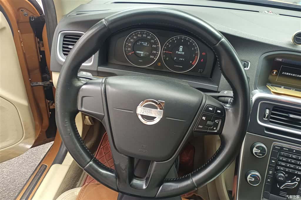 Volvo S60, 2012 15