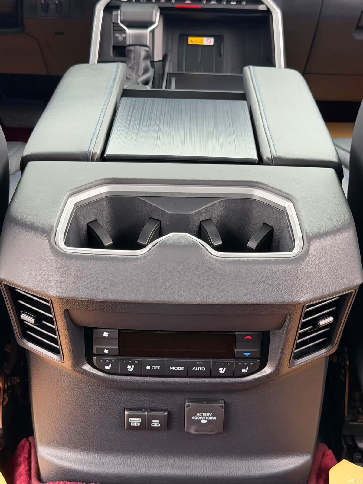 Toyota Sequoia, 2023 15