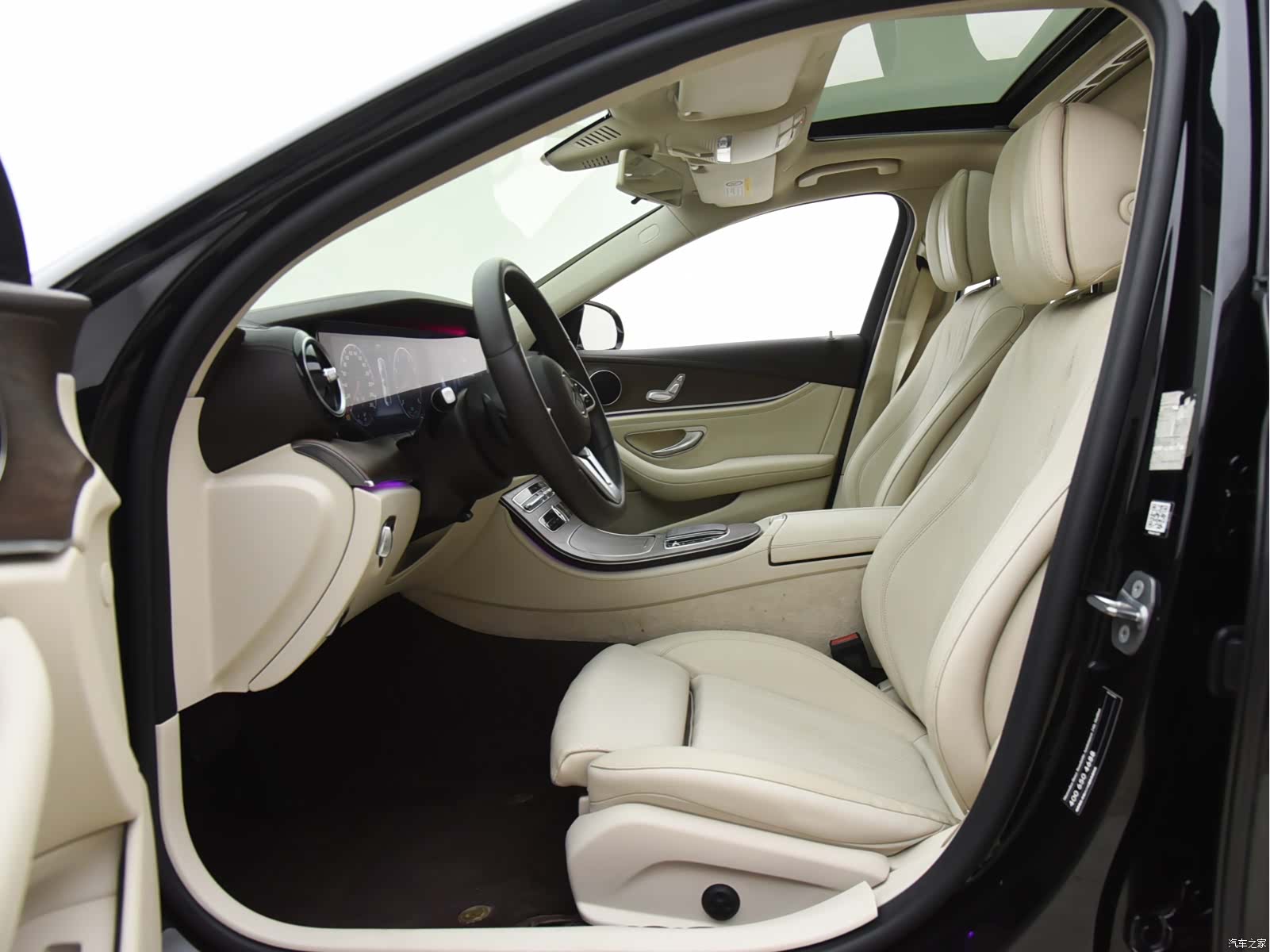 Mercedes-Benz E-Class, 2019 8