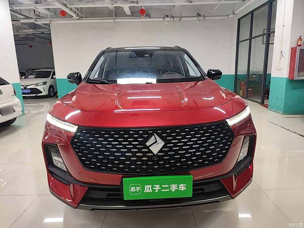 Wuling RS-5, 2019 3