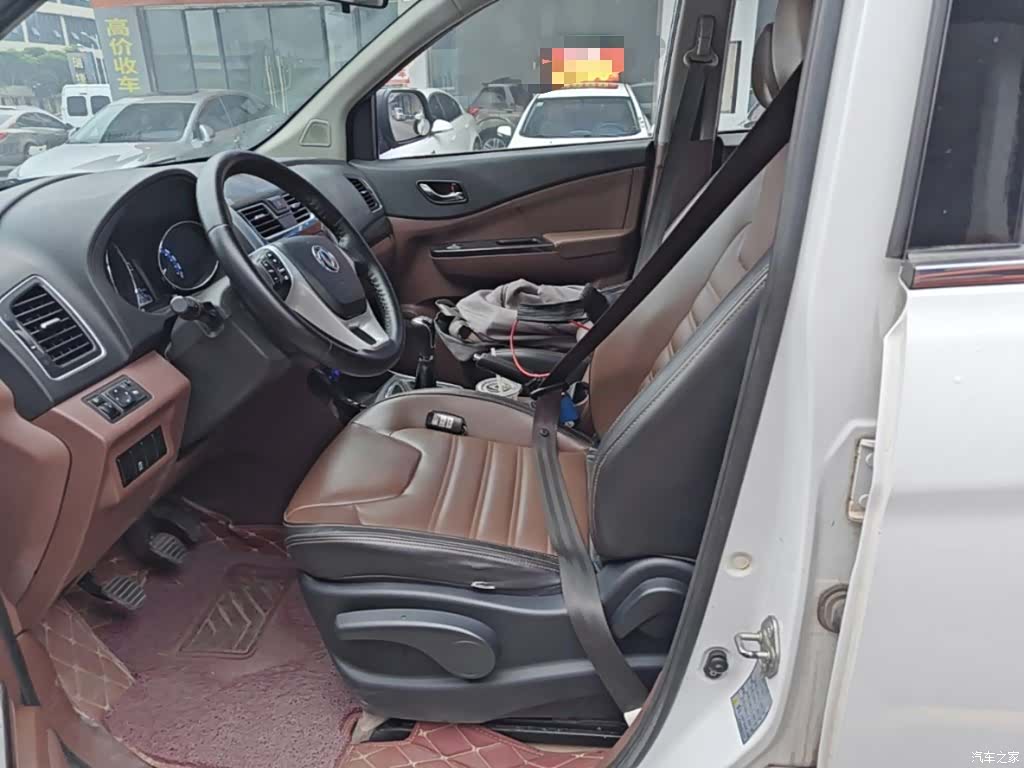 DongFeng SX6, 2017 15