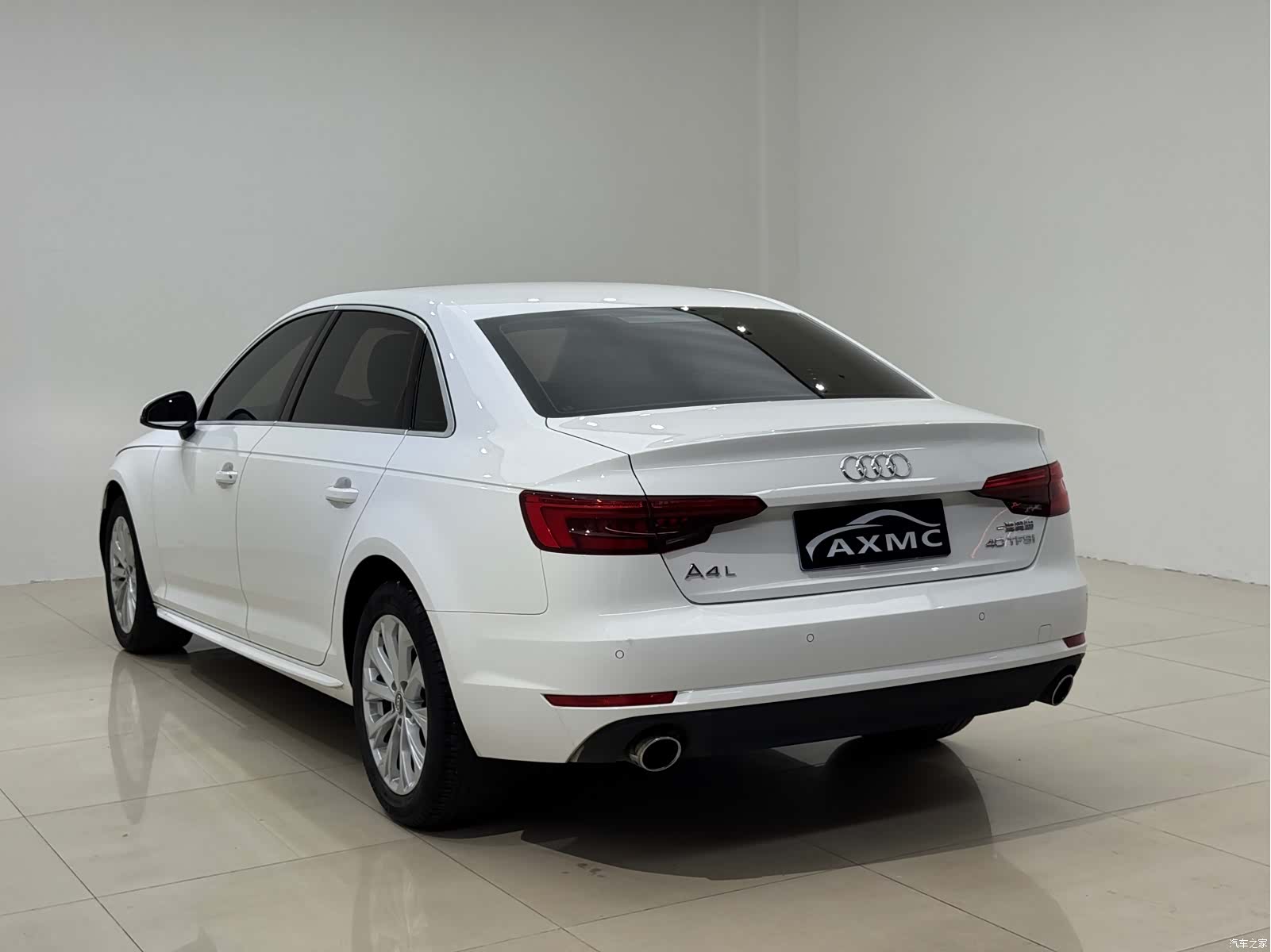 Audi A4L, 2017 все фото