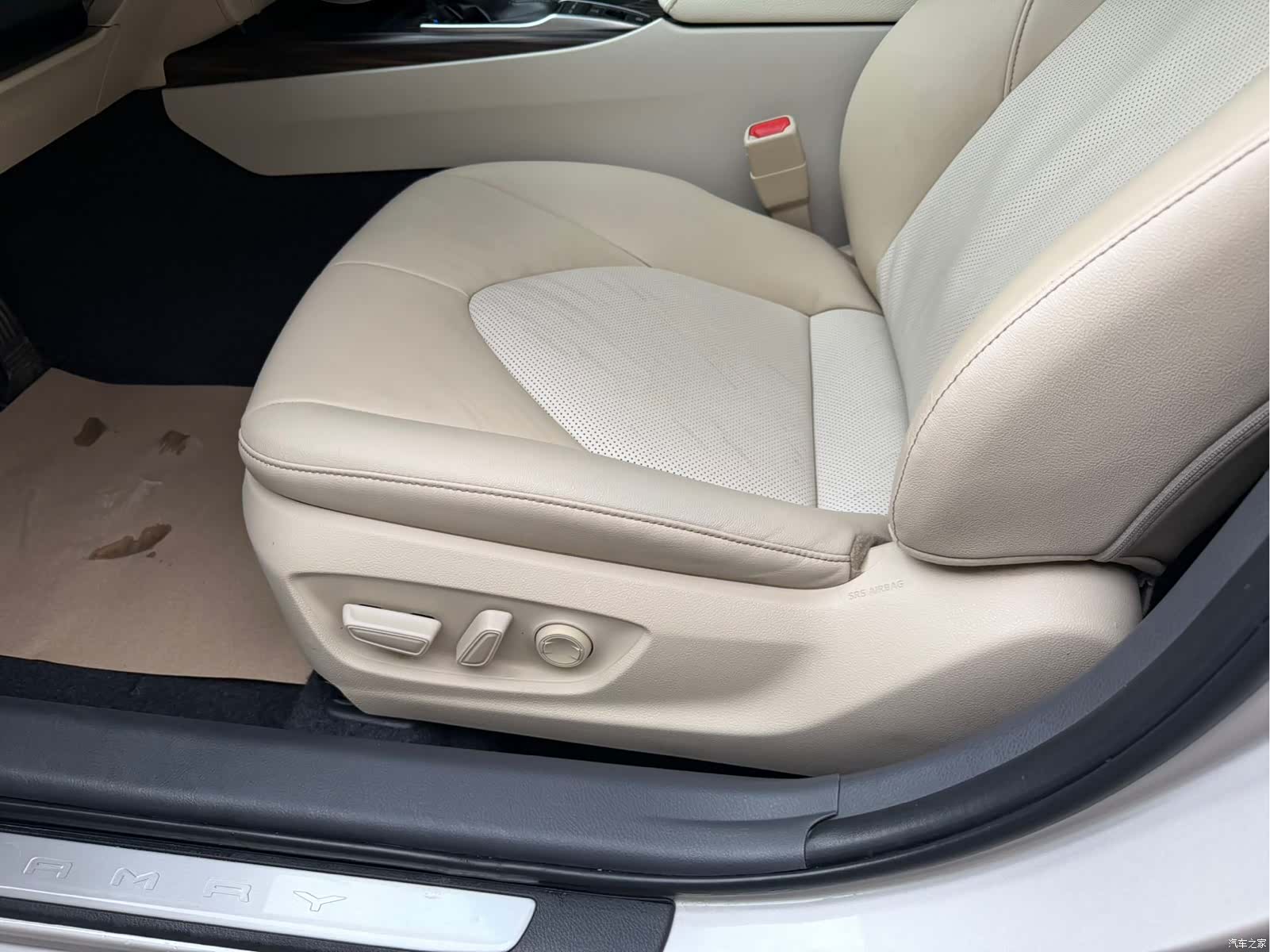 Toyota Camry, 2018 15