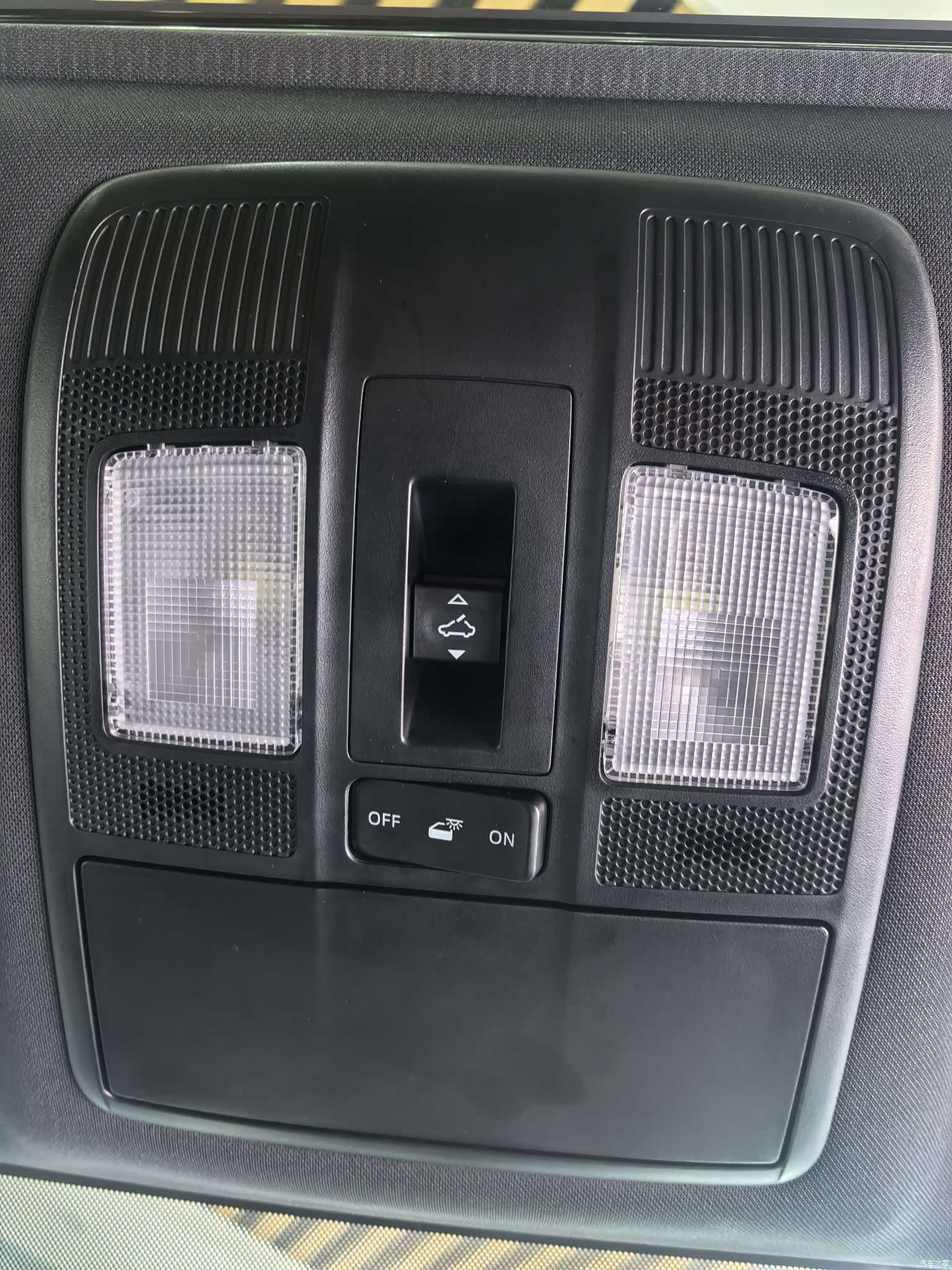 Mazda CX-4, 2023 16