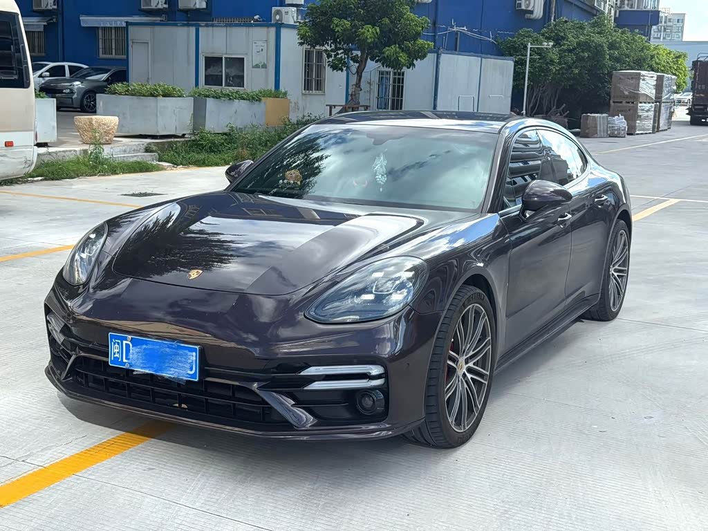 Porsche Panamera