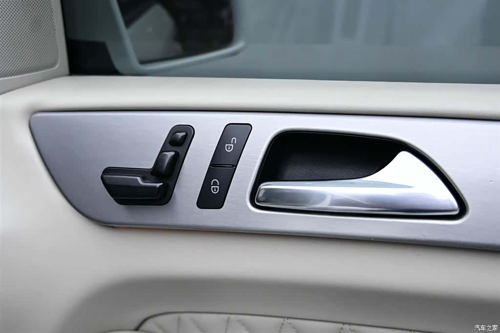 Mercedes-Benz GL-Class, 2015 34