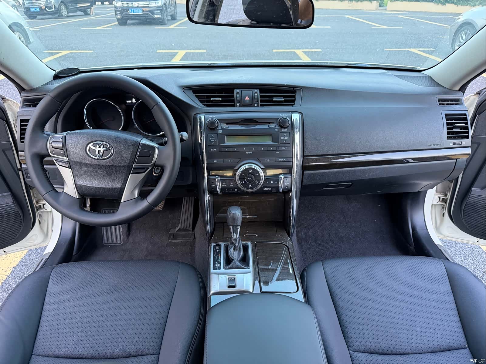 Toyota 2.5S, 2014 10