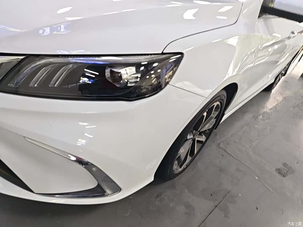 Geely Binray, 2021 24