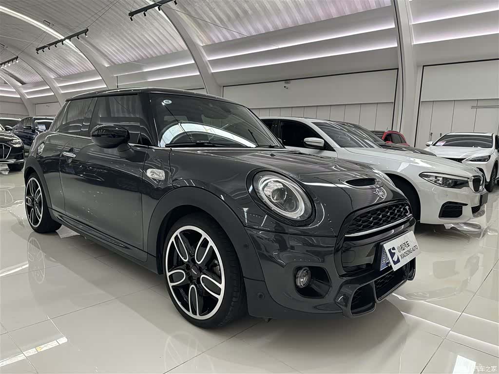 Mini Cooper, 2021 3