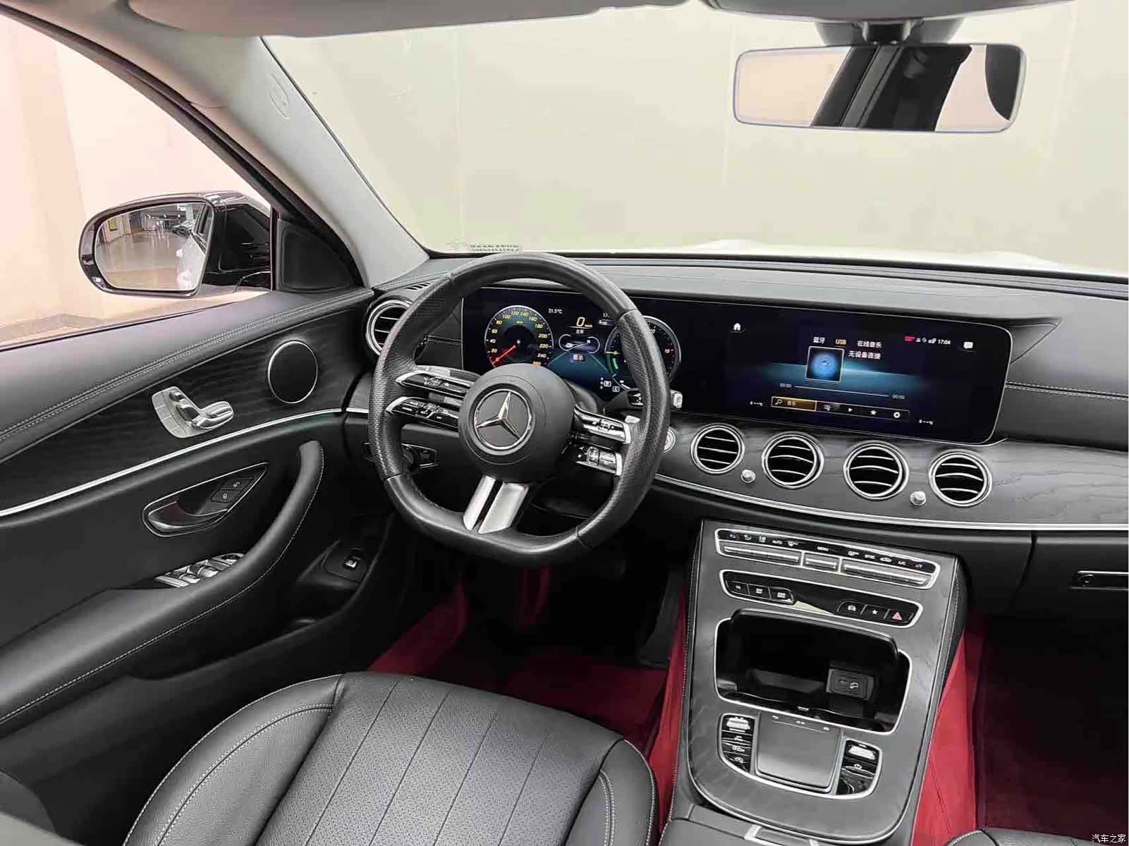 Mercedes-Benz E-Class, 2024 15