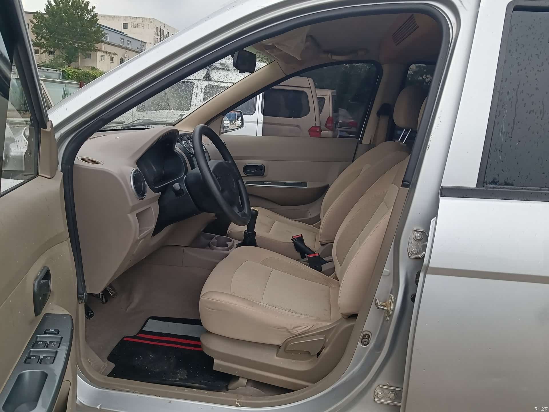 Wuling Hongguang, 2013 7