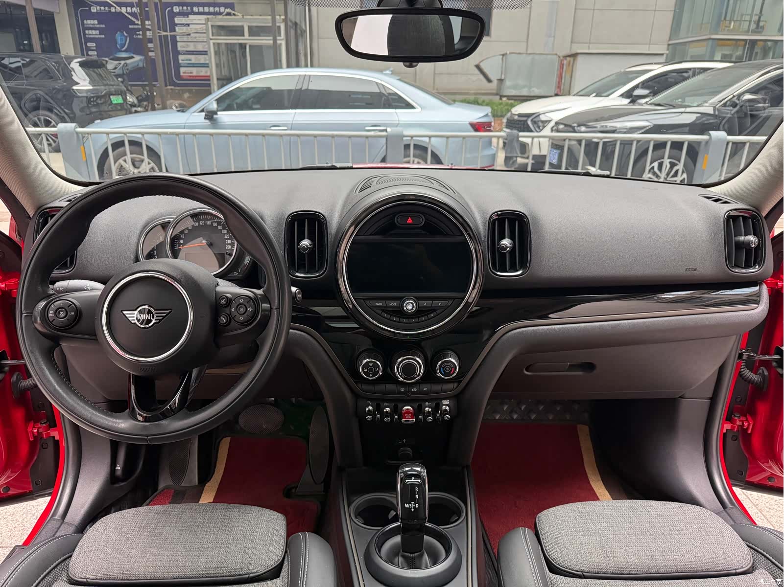 Mini Countryman, 2019 13