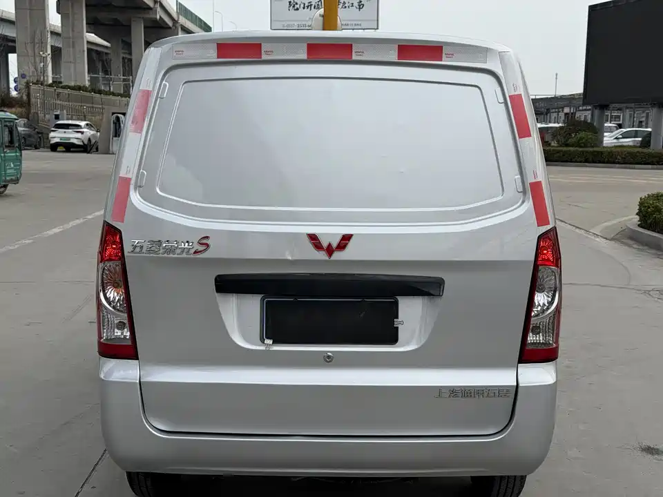 Wuling Wuling Rongguang S