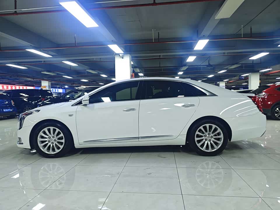 Cadillac XTS