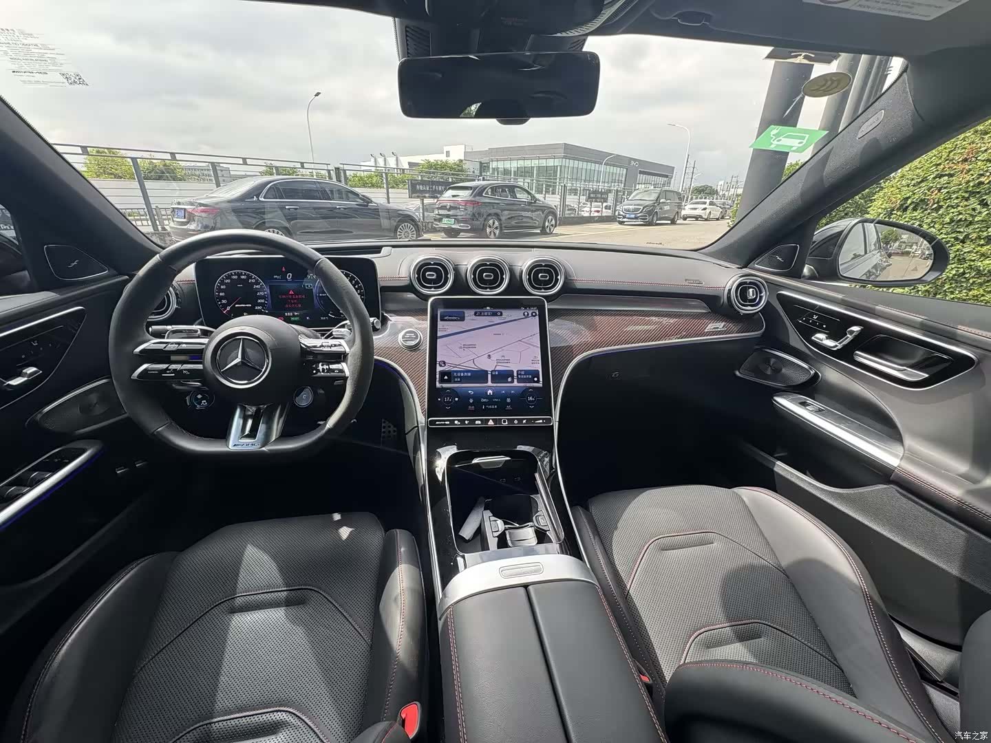 Mercedes-Benz C-Class, 2025 12