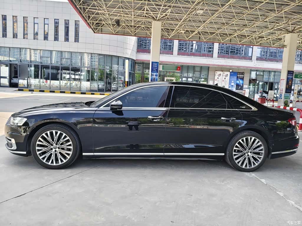 Audi A8L, 2020 6