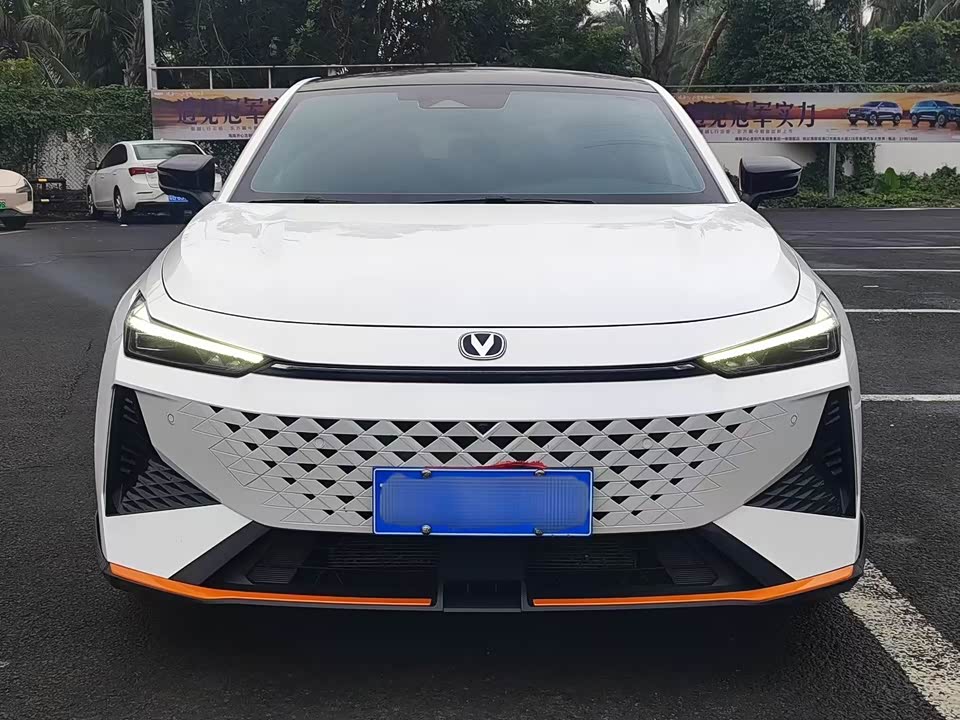Changan UNI-V