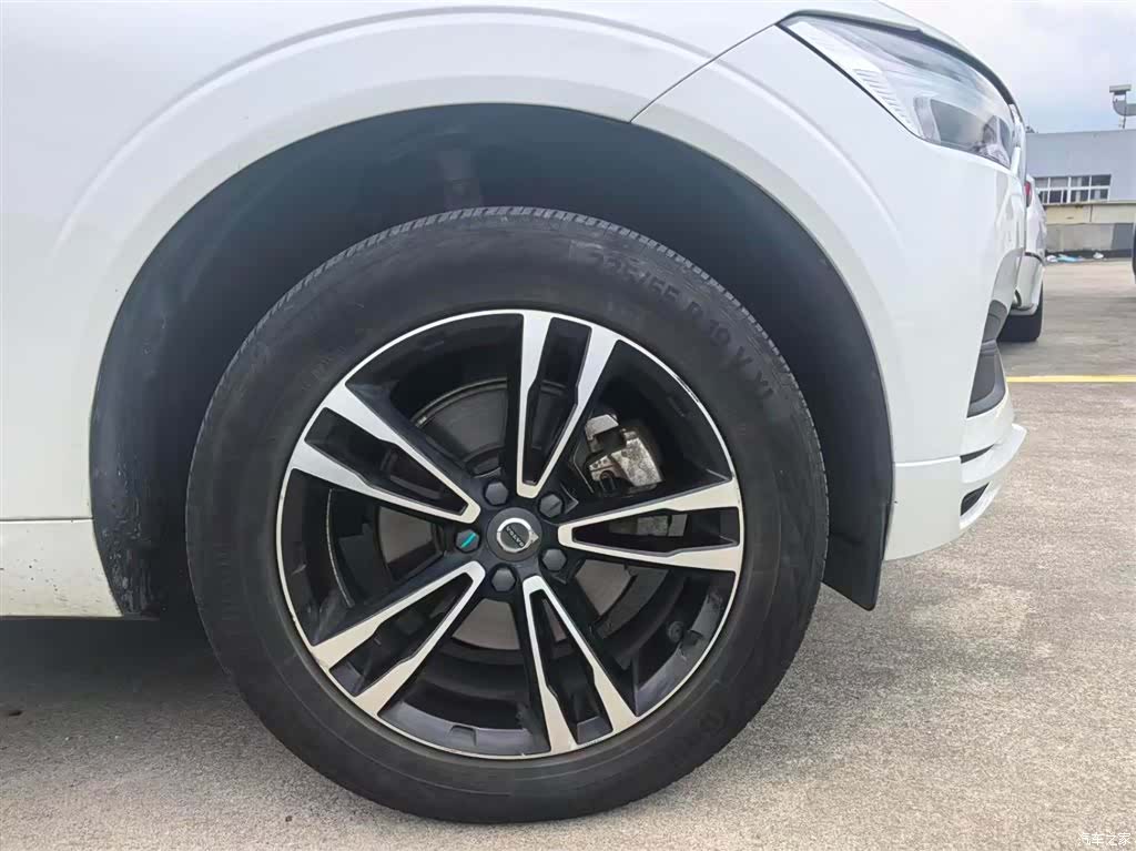 Volvo XC60, 2019 18