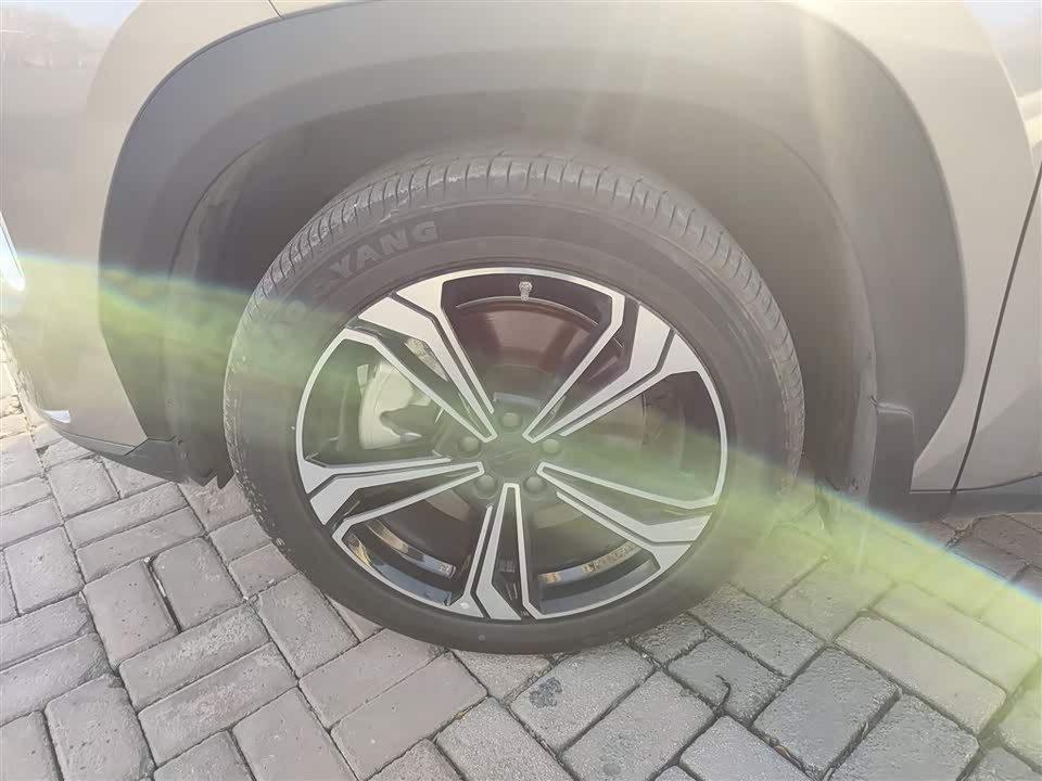 Geely Galaxy Galaxy L7