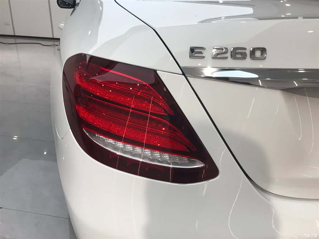 Mercedes-Benz E-Class, 2020 16