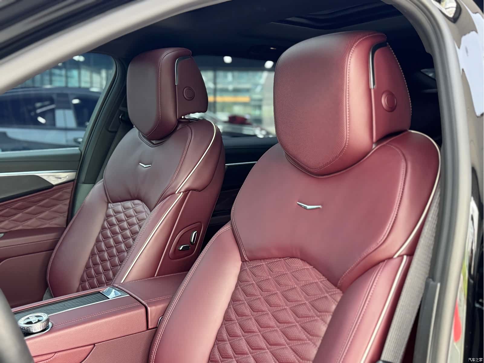 Cadillac CT6, 2025 7