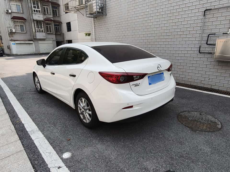 Mazda 3 Angkesaila