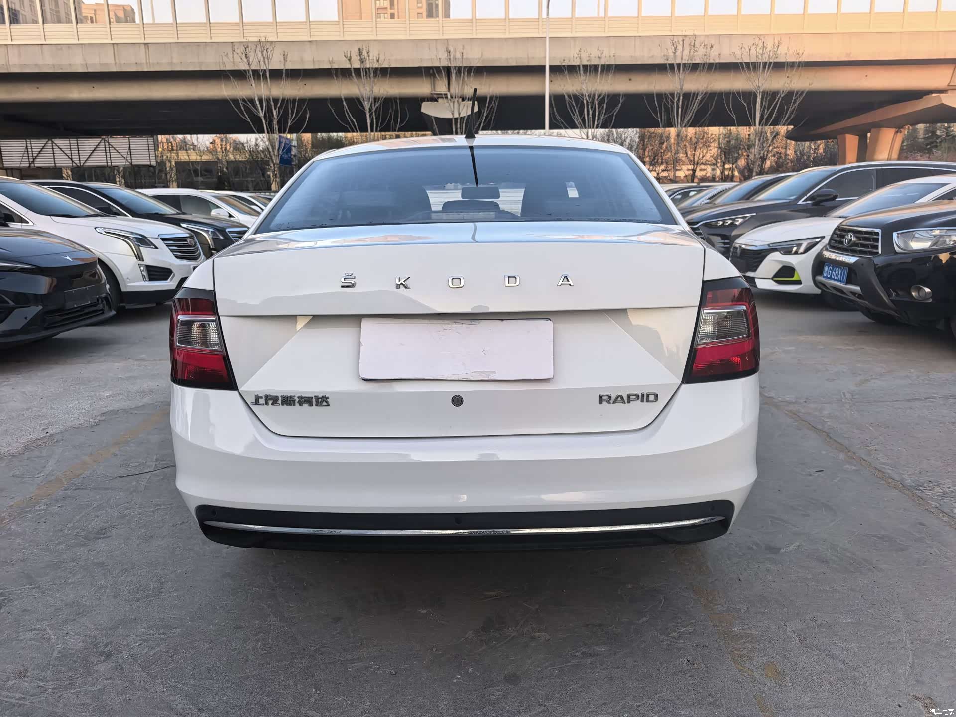 Skoda Rapid, 2020 8