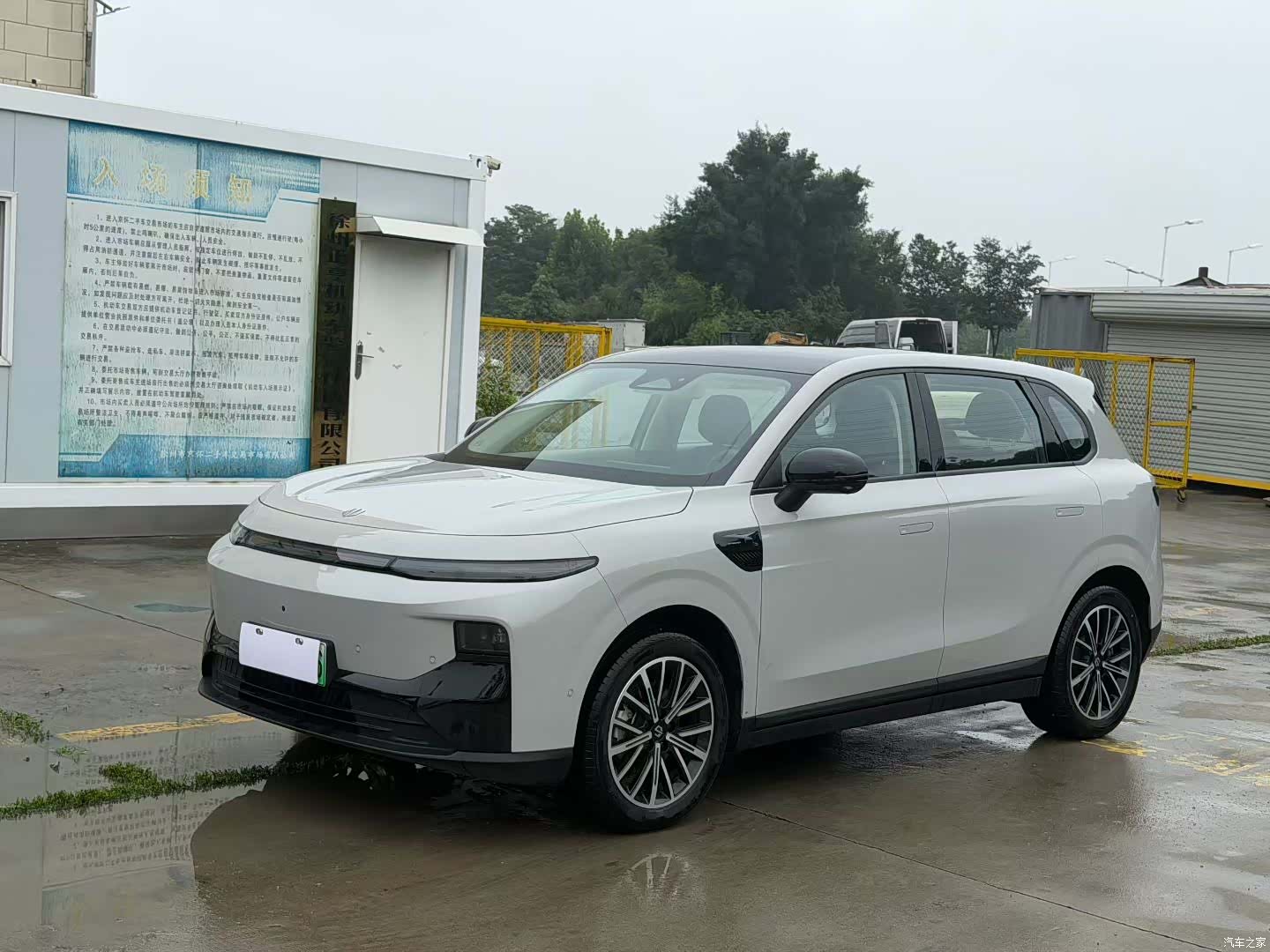 Leapmotor B10, 2025 1