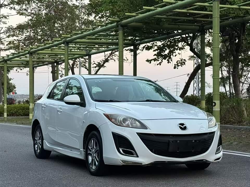 Mazda 3 star Cheng