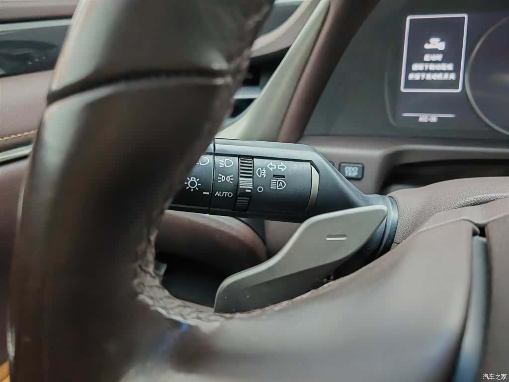 Lexus ES, 2020 21