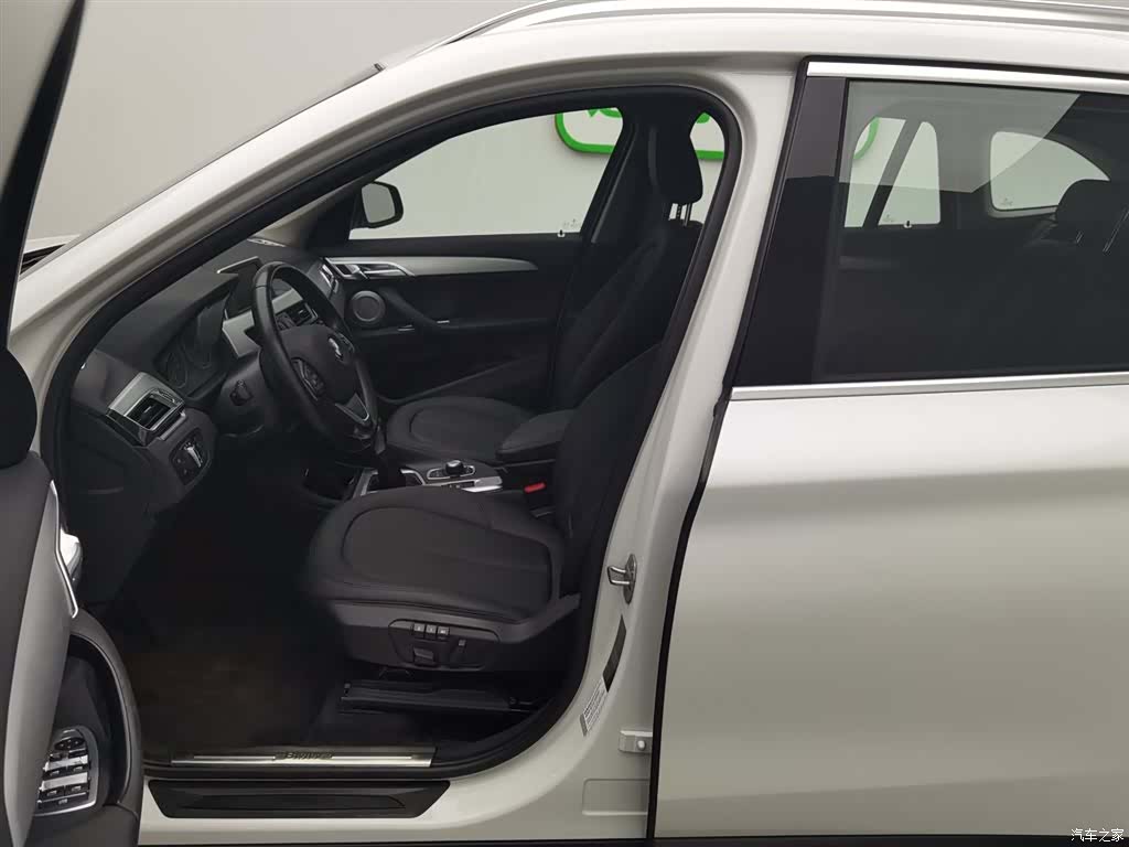BMW X1, 2018 10