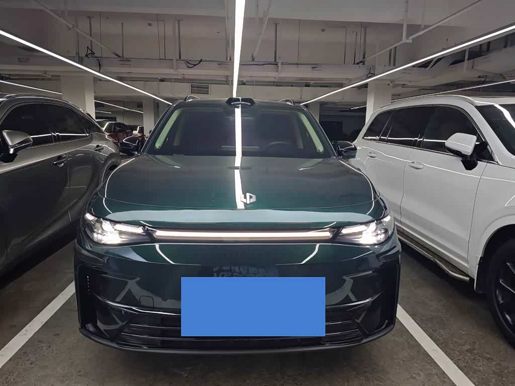 Leapmotor C16