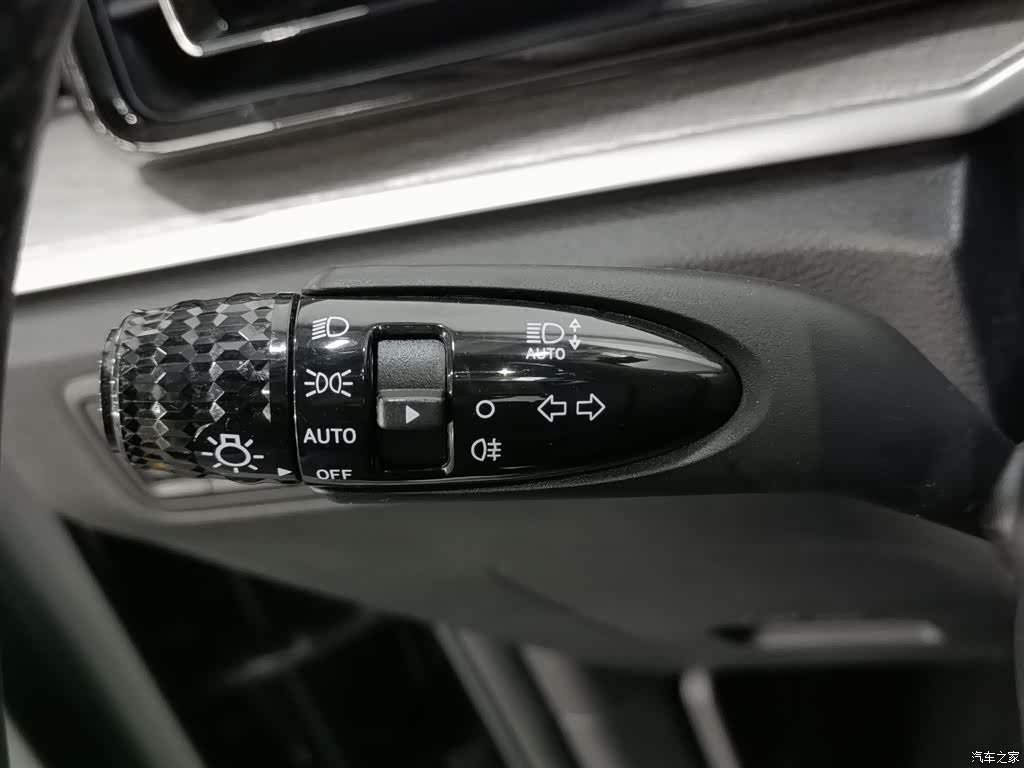 Hyundai Custo, 2022 21
