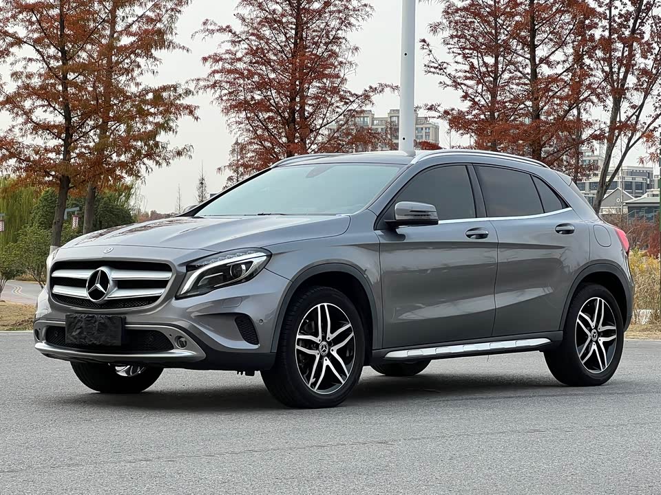 Mercedes-Benz GLA