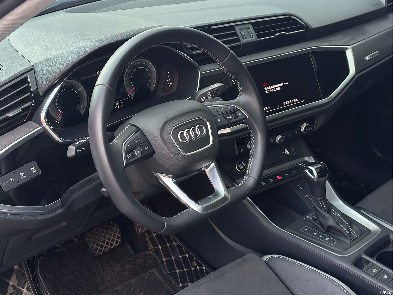 Audi Q3, 2023 7