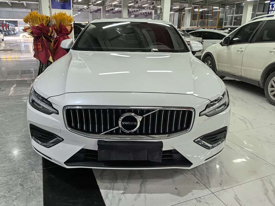 Volvo S60
