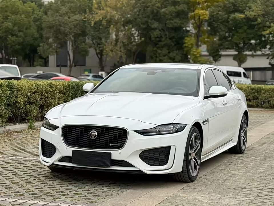 Jaguar XEL