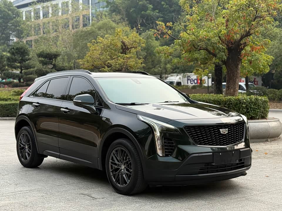 Cadillac XT4