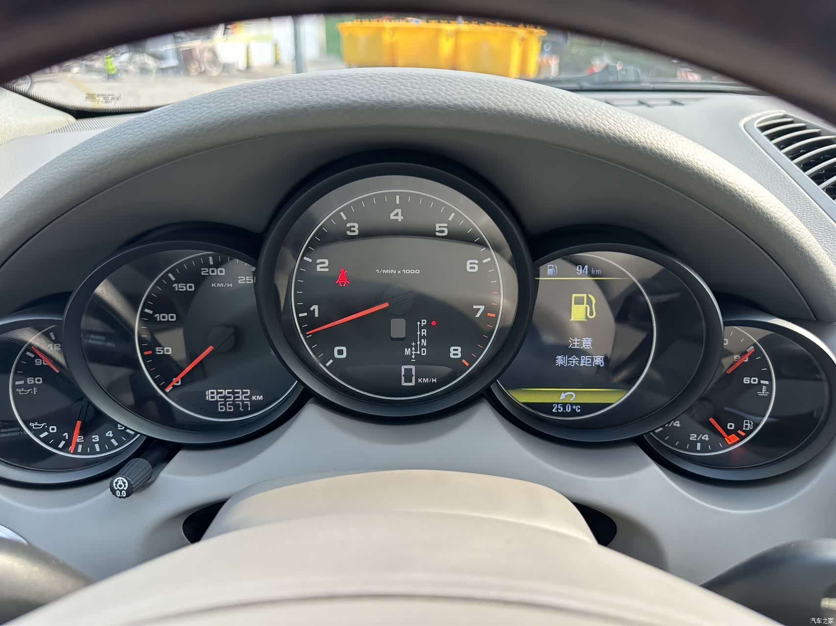 Porsche Cayenne, 2011 15