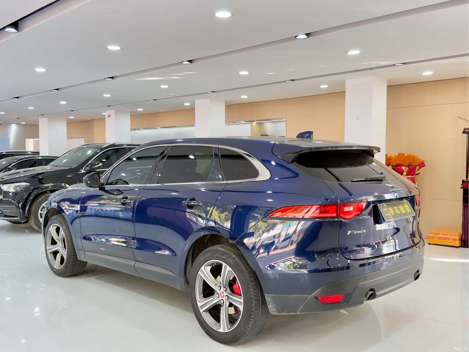 Jaguar F-PACE, 2018 9