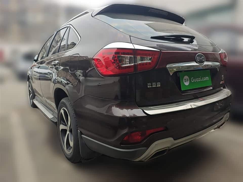 BYD S7
