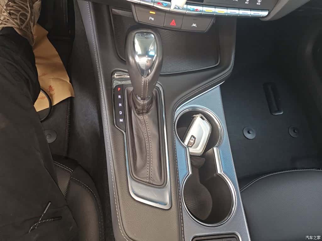 Cadillac CT4, 2024 14
