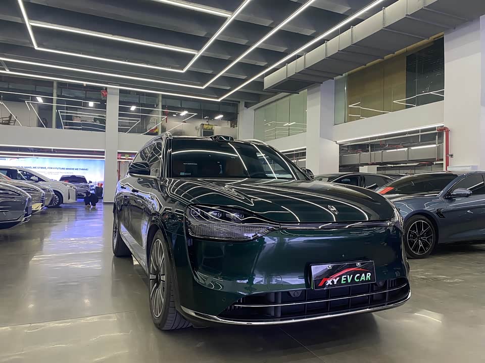 AITO Ask the world M9