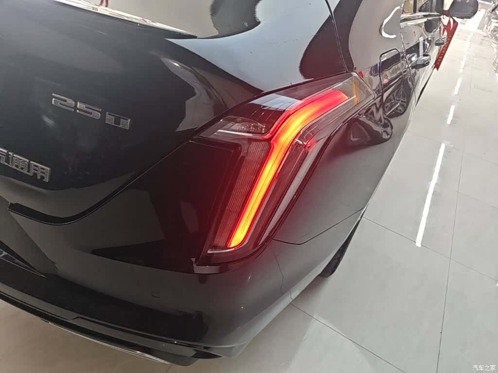 Cadillac CT4, 2024 8