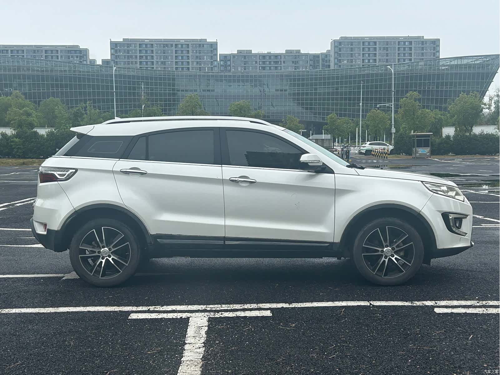 JMC S330, 2017 7
